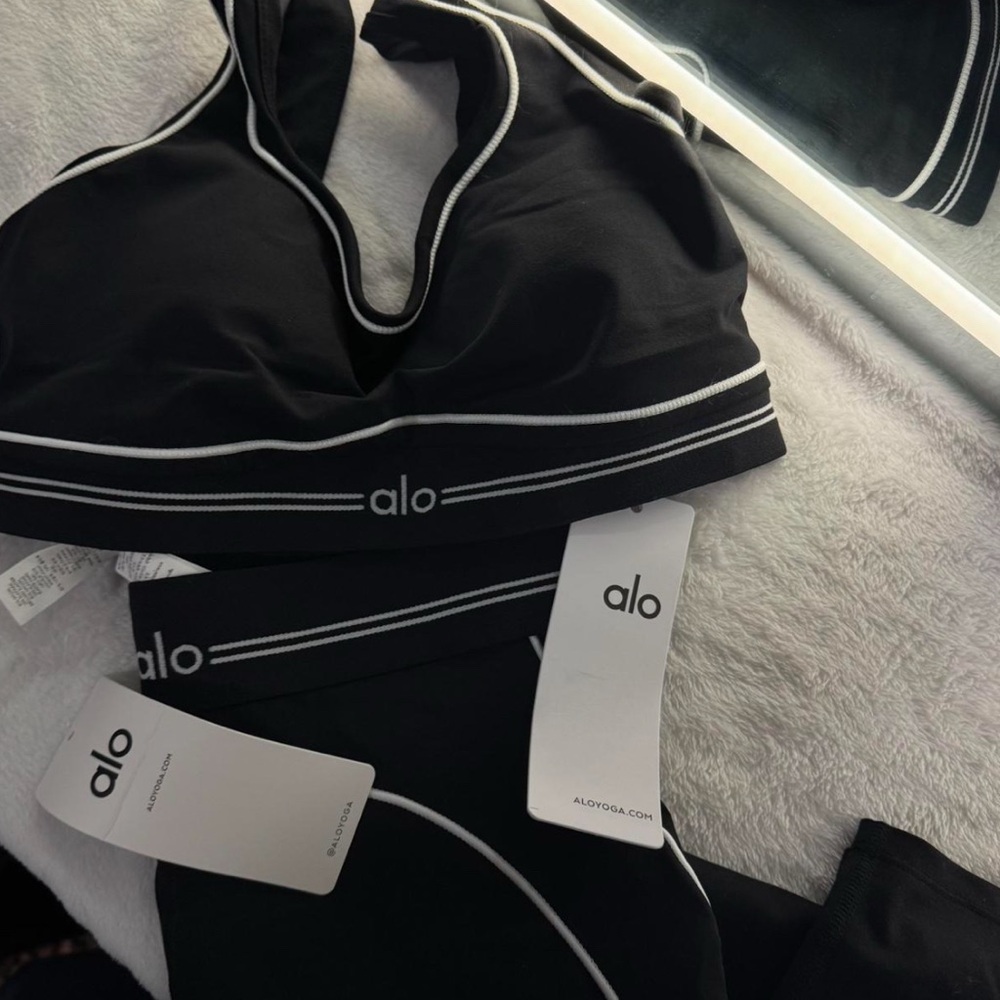 ALO Yoga Black Sports Bra with White Accents